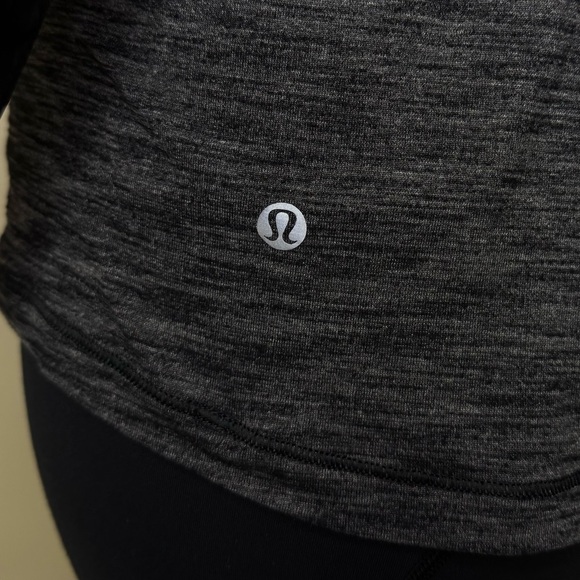 Lululemon Run For Gold Tank Heathered Black Size 6 Built-In Bra Medium Support - Picture 7 of 9